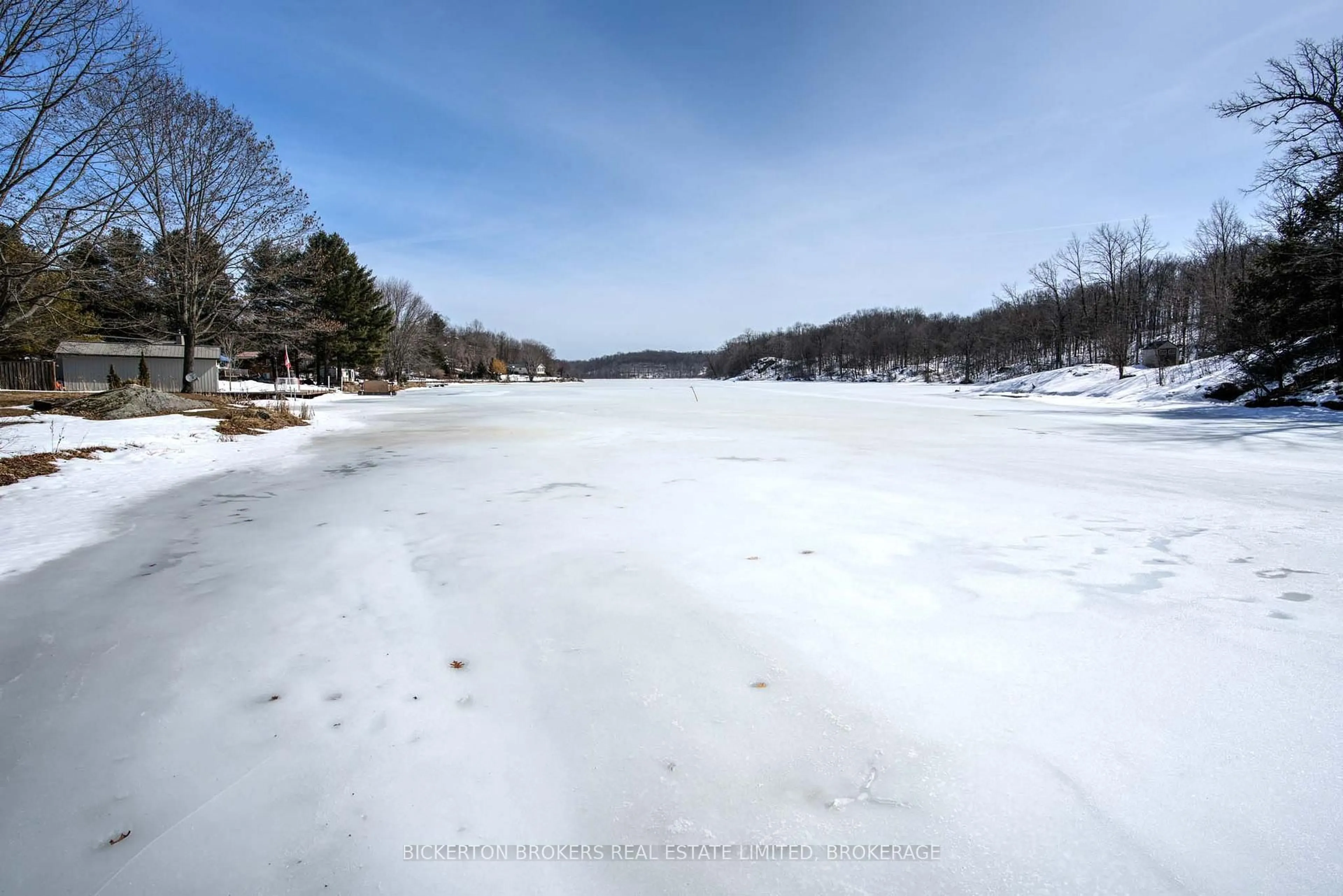 Blurry image for 851 Rideauwood Lane, Lyndhurst Ontario K0E 1N0