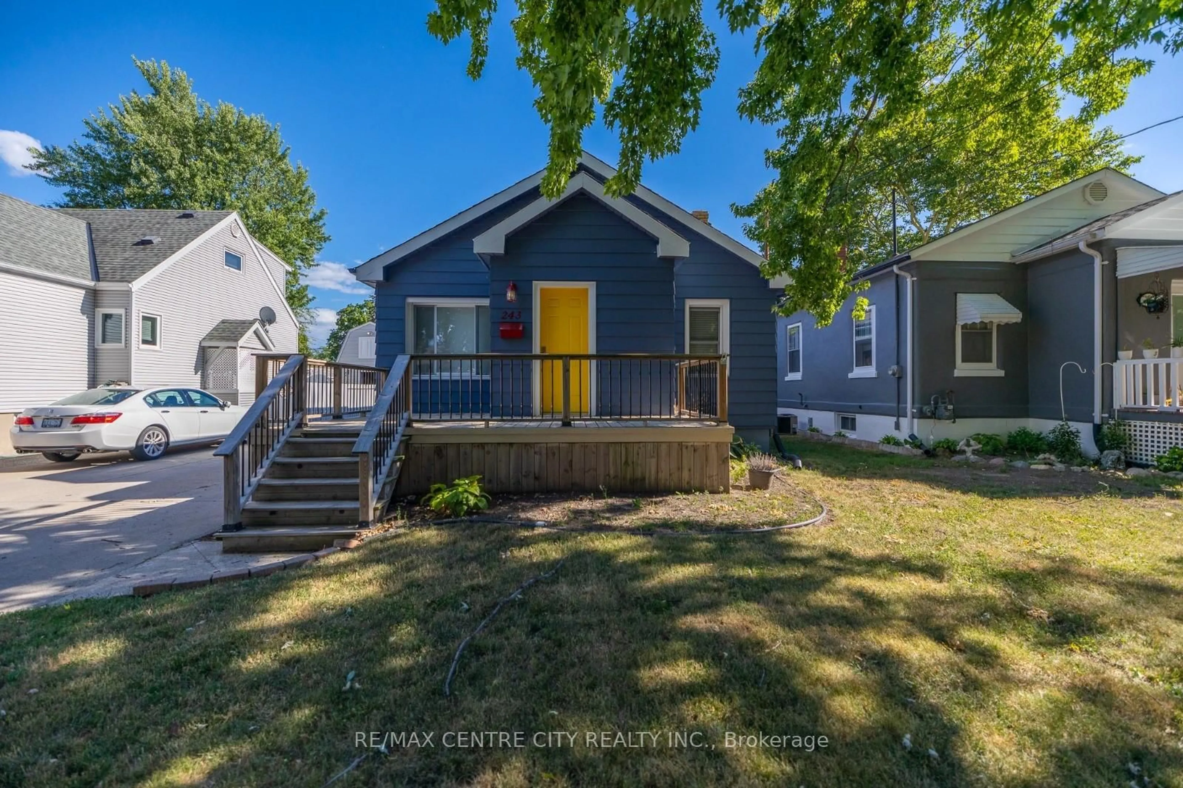 Unknown for 243 Kathleen Ave, Sarnia Ontario N7T 1E4