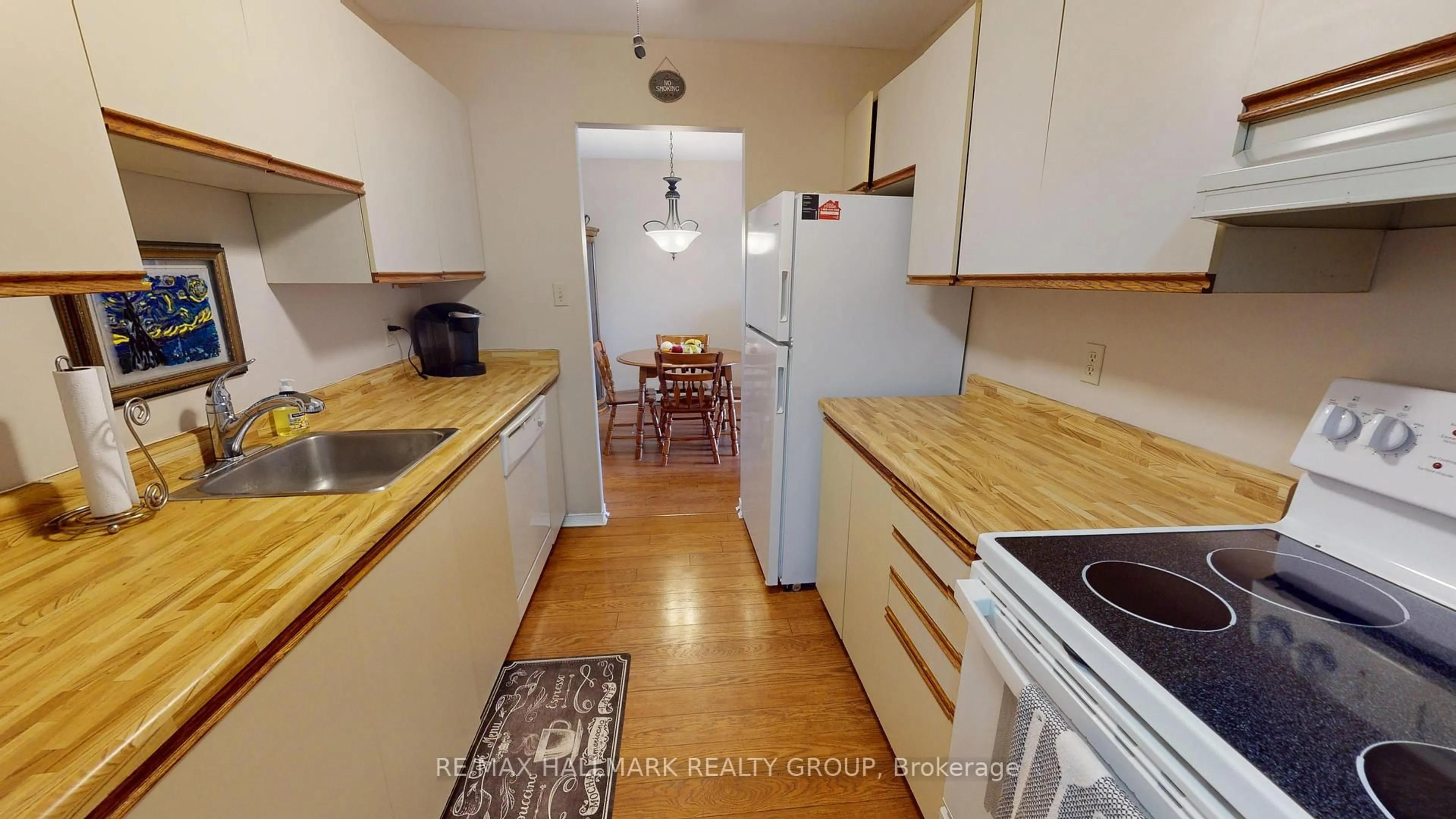 Standard kitchen, wood/laminate floor for 1100 Millwood Ave #210, Brockville Ontario K6V 6Z3