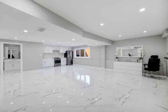 Additional property image - 111 Vineberg Dr