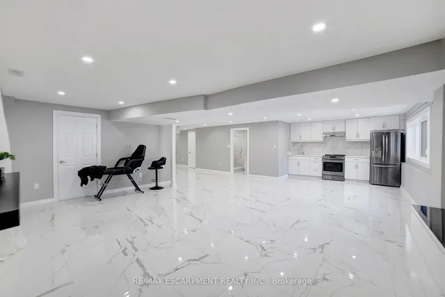 Additional property image - 111 Vineberg Dr