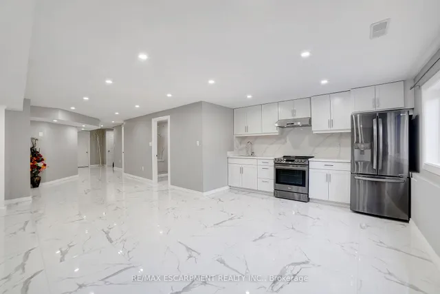 Additional property image - 111 Vineberg Dr