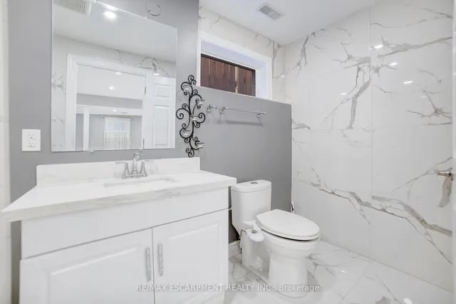 Additional property image - 111 Vineberg Dr