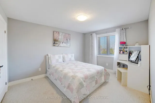Additional property image - 111 Vineberg Dr