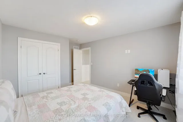 Additional property image - 111 Vineberg Dr