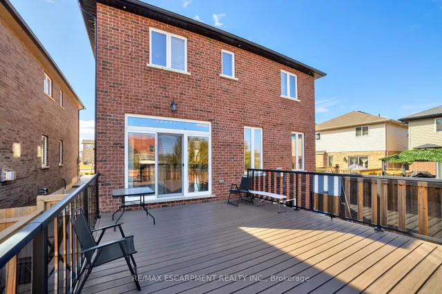 Additional property image - 111 Vineberg Dr