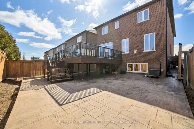 Additional property image - 111 Vineberg Dr
