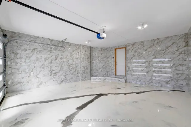 Additional property image - 111 Vineberg Dr