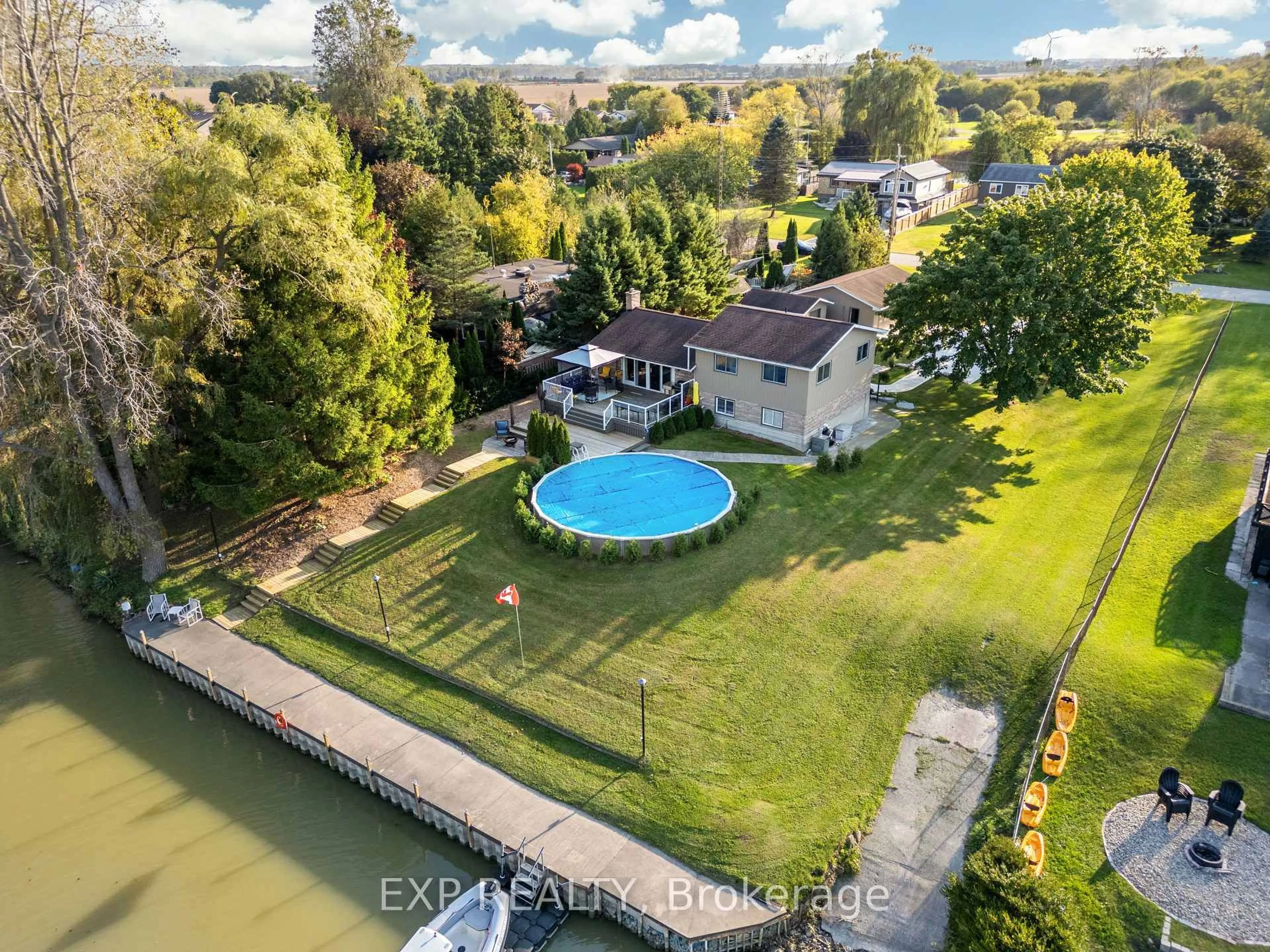 A pic from outside/outdoor area/front of a property/back of a property/a pic from drone, water/lake/river/ocean view for 9952 Prince Philip St, Lambton Shores Ontario N0M 2N0