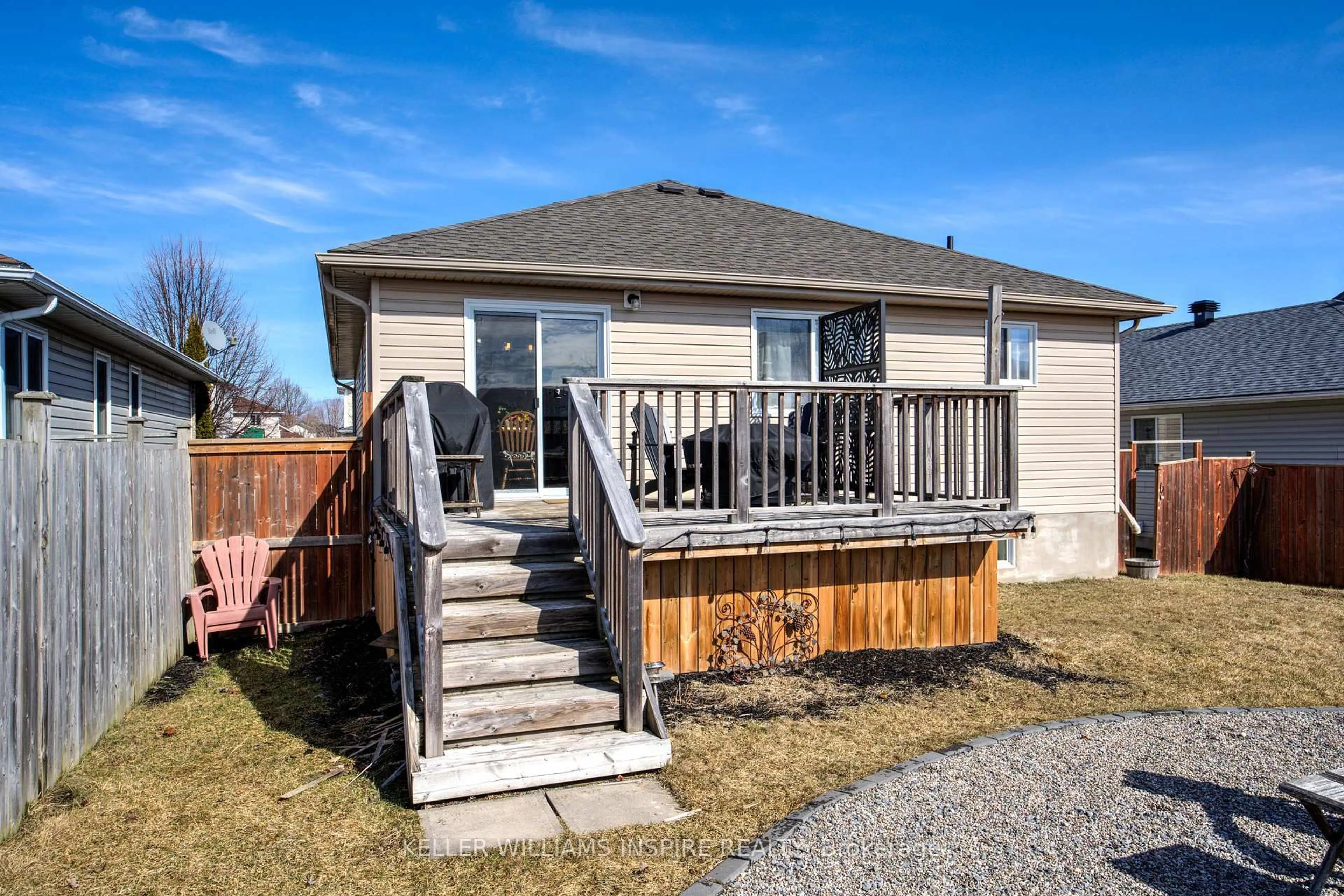 Patio, street for 124 Macdougall Dr, Loyalist Ontario K7N 0A2