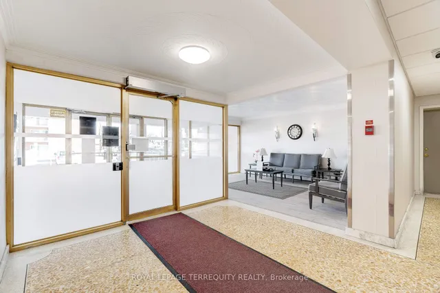 Additional property image - 10 WOODMAN Dr Unit 101