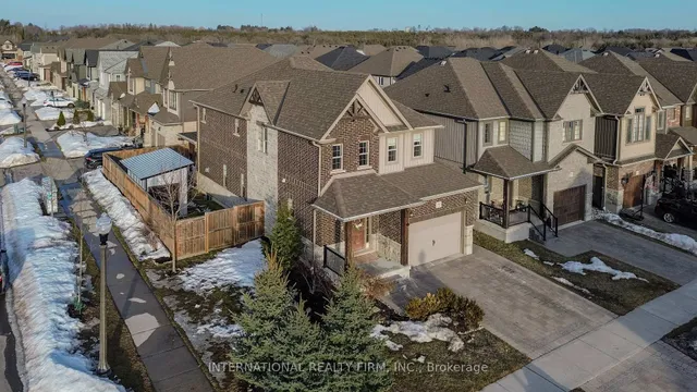Additional property image - 275 Falconridge Dr