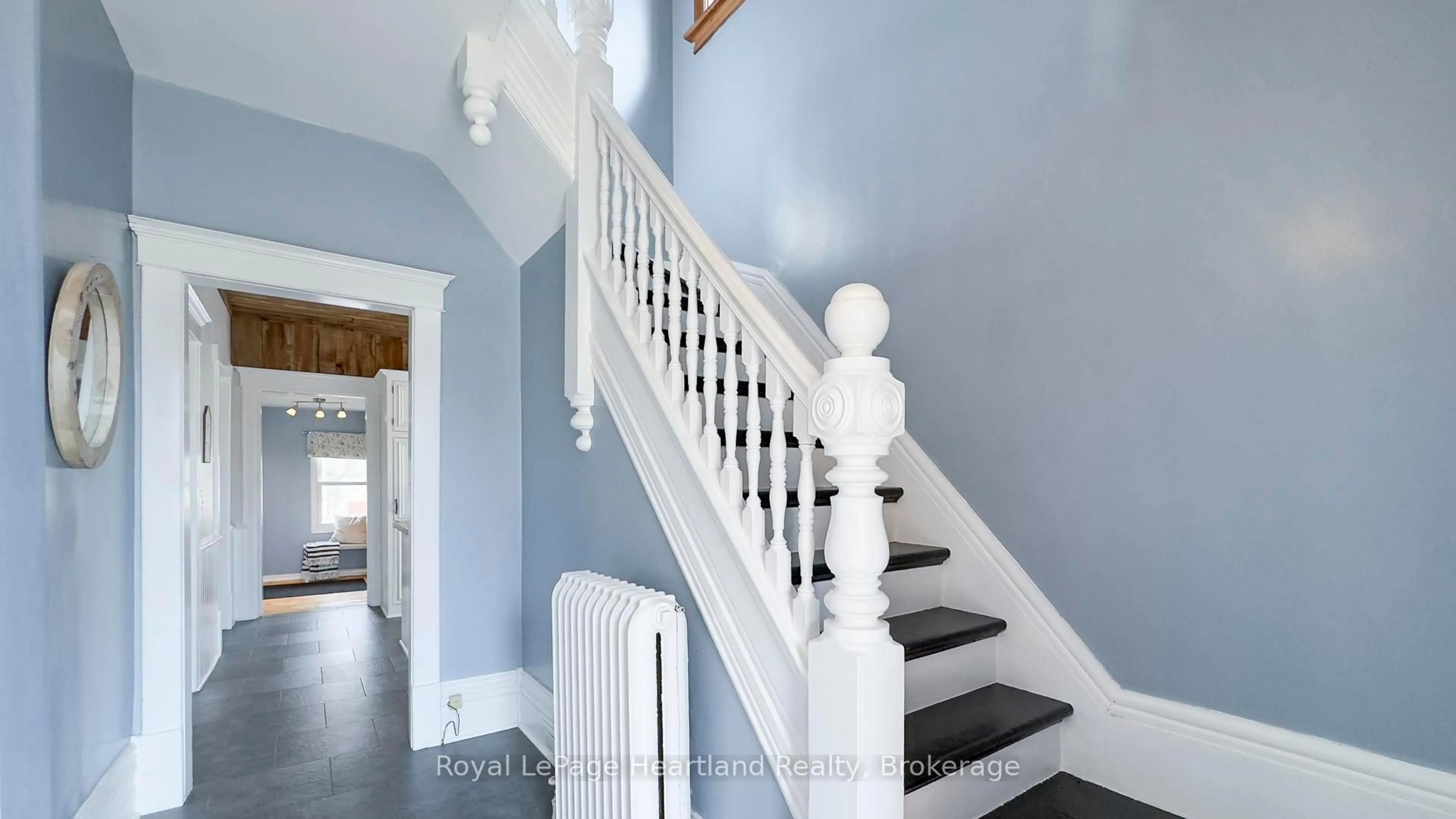 Stairs for 221 Bayfield Rd, Goderich Ontario N7A 3G4