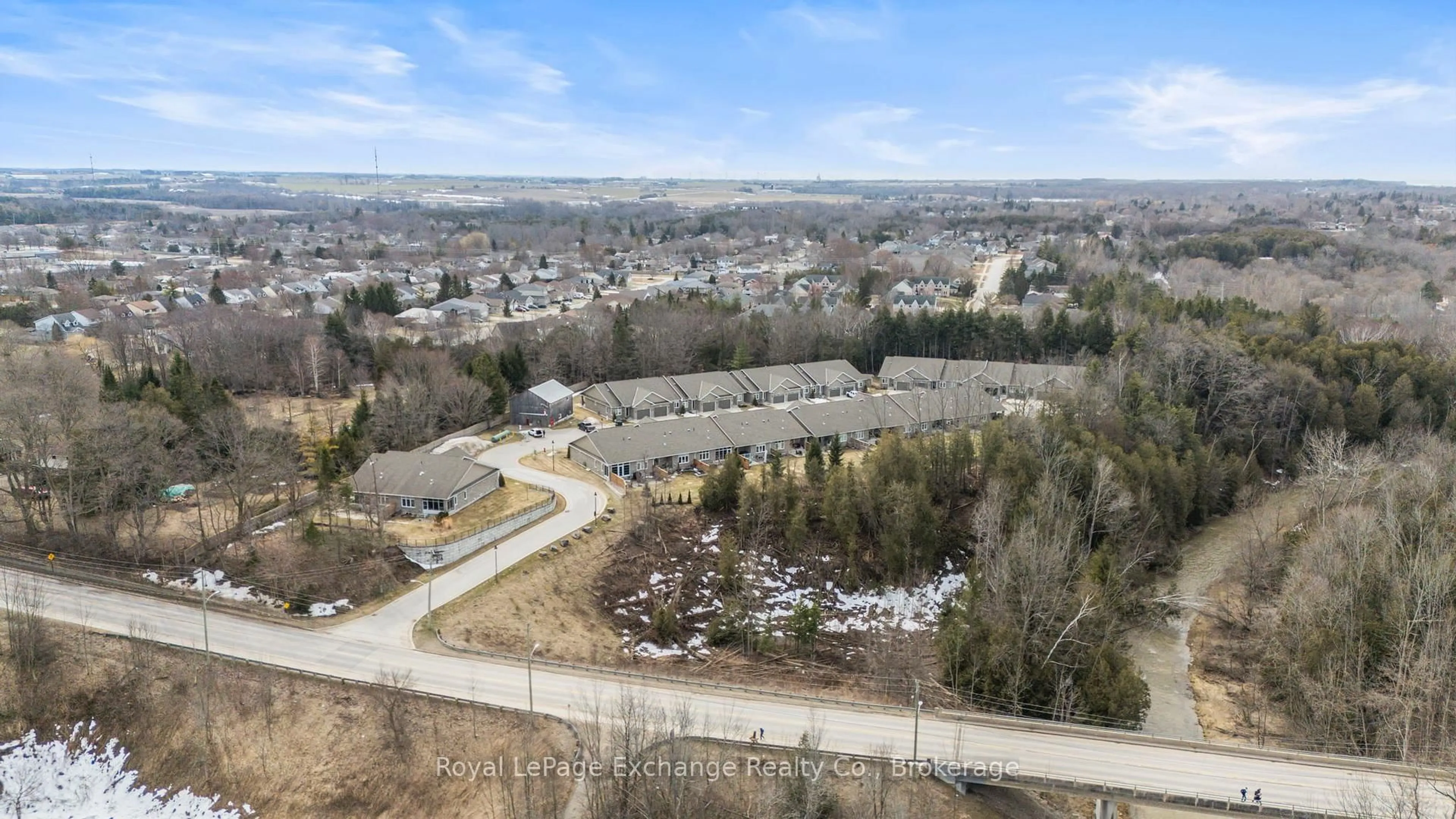 A pic from outside/outdoor area/front of a property/back of a property/a pic from drone, mountain view for 552 Durham St #26, Kincardine Ontario N2Z 0G5