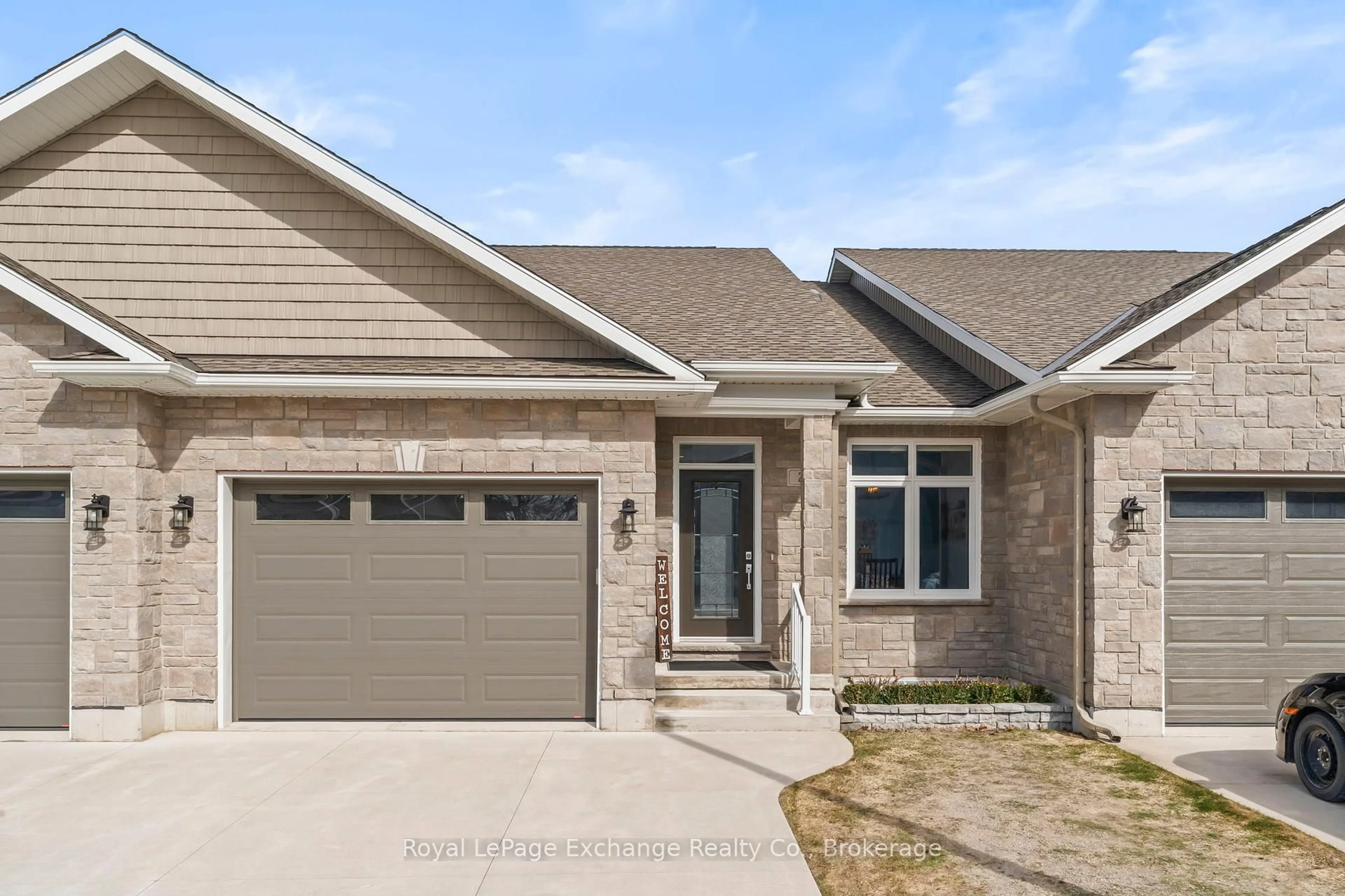 Home with brick exterior material, street for 552 Durham St #26, Kincardine Ontario N2Z 0G5