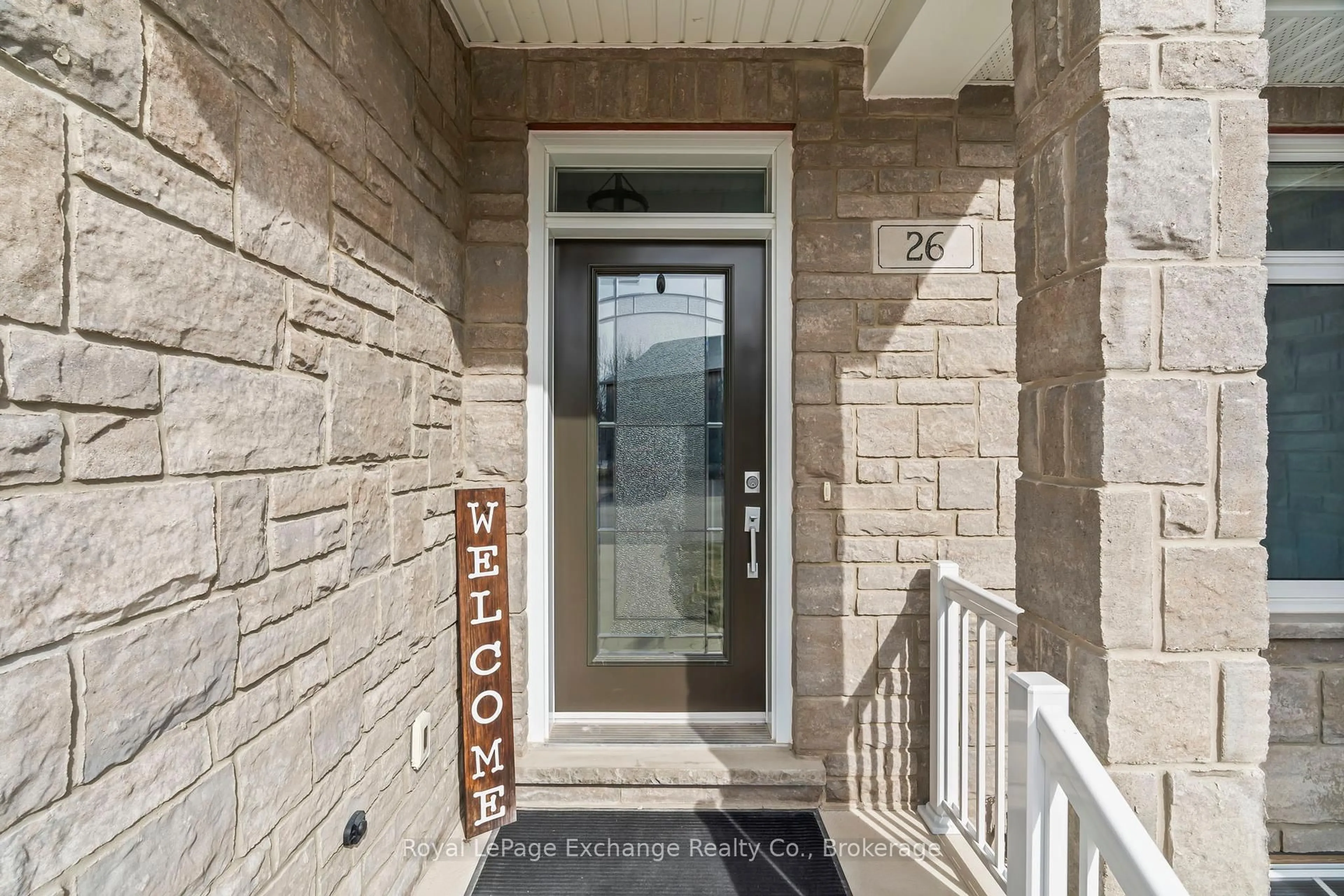 Indoor entryway for 552 Durham St #26, Kincardine Ontario N2Z 0G5