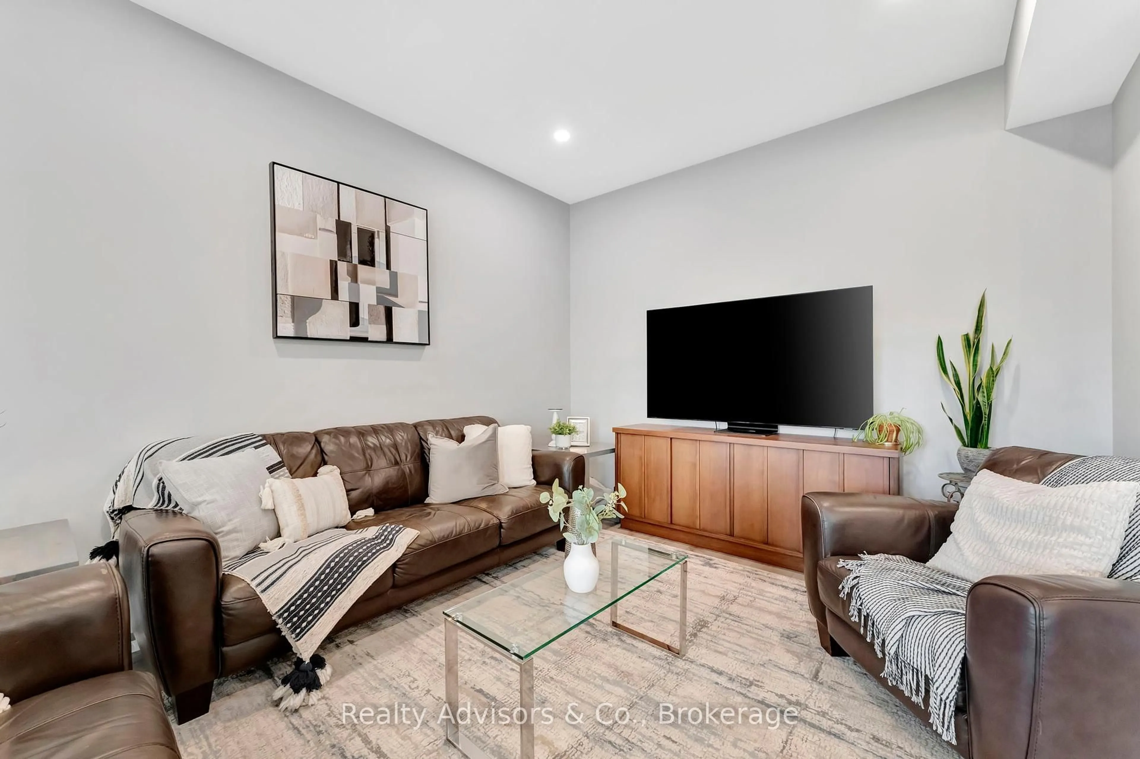 Living room with furniture, unknown for 56282 Heritage Line, Bayham Ontario N0J 1Y0