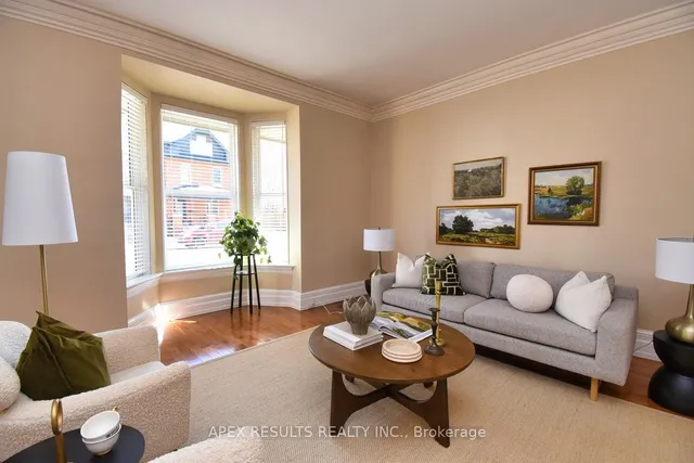 Additional property image - 332 KING St