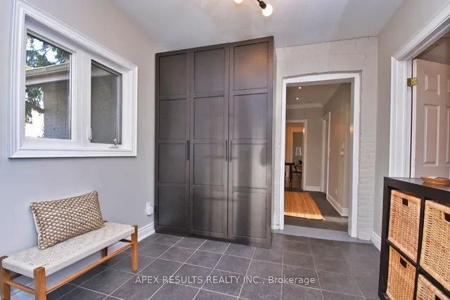 Additional property image - 332 KING St