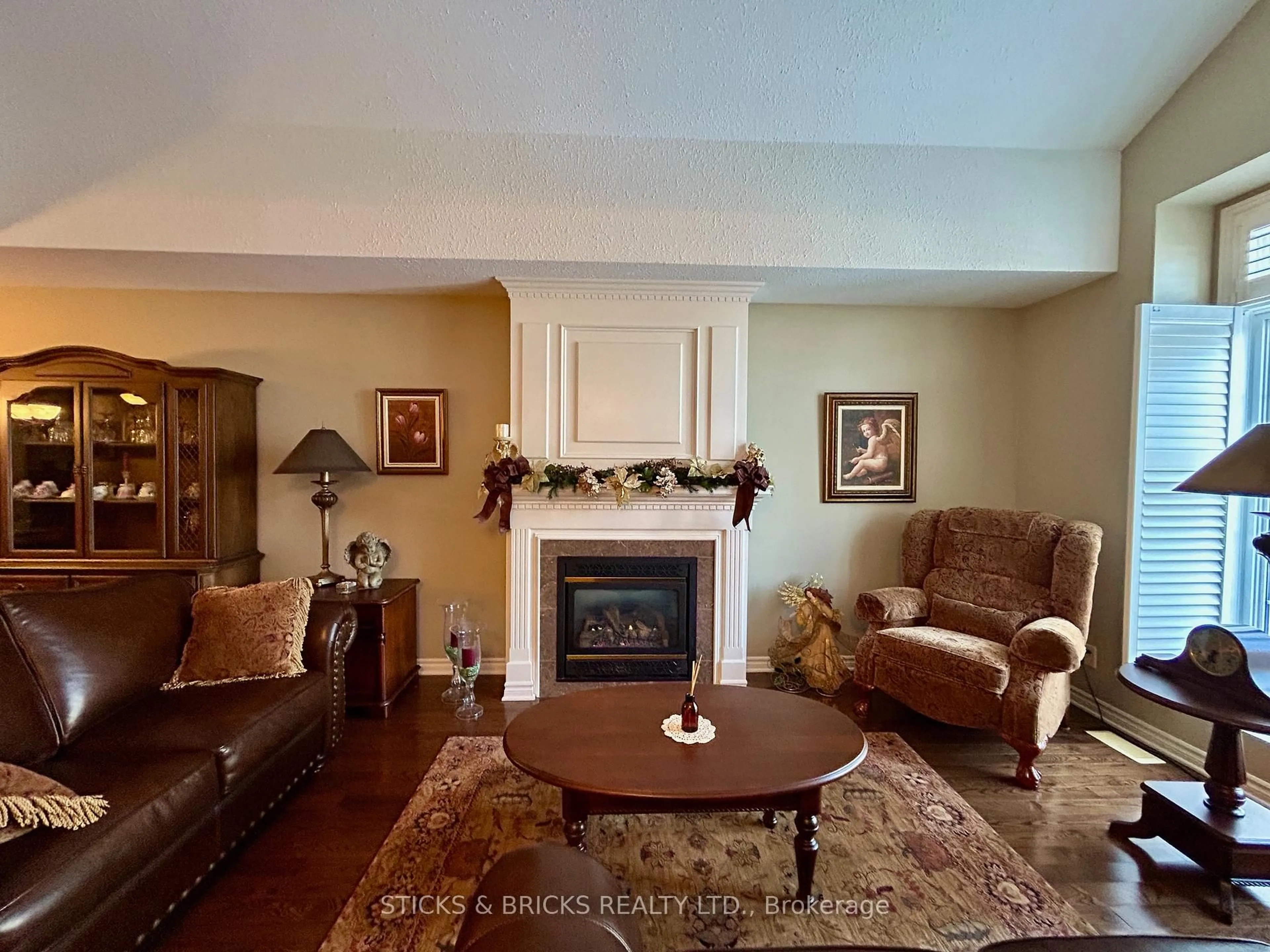Living room with furniture, unknown for 3241 Montrose Rd #12, Niagara Falls Ontario L2H 3L3
