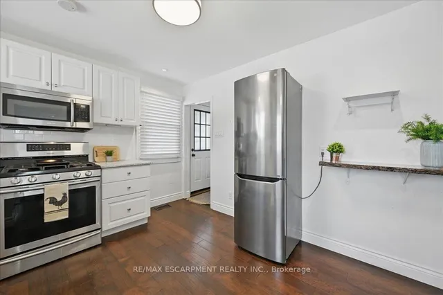 Additional property image - 433 East 38th St