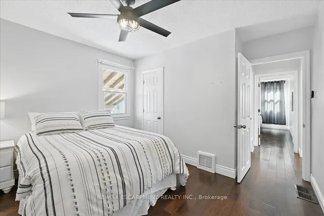 Additional property image - 433 East 38th St