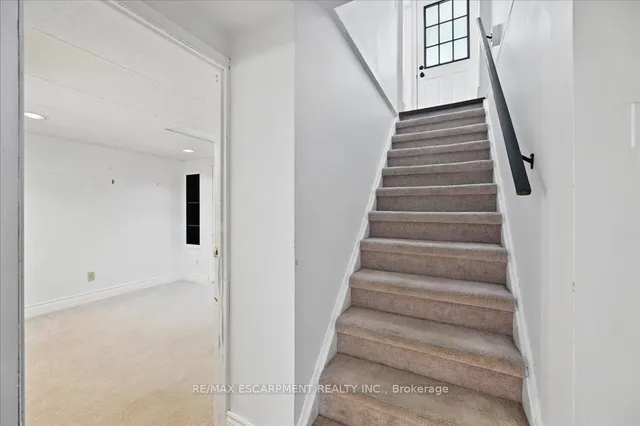 Additional property image - 433 East 38th St