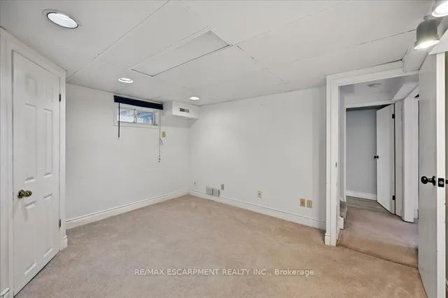 Additional property image - 433 East 38th St