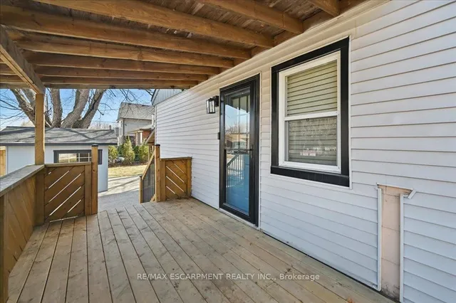 Additional property image - 433 East 38th St