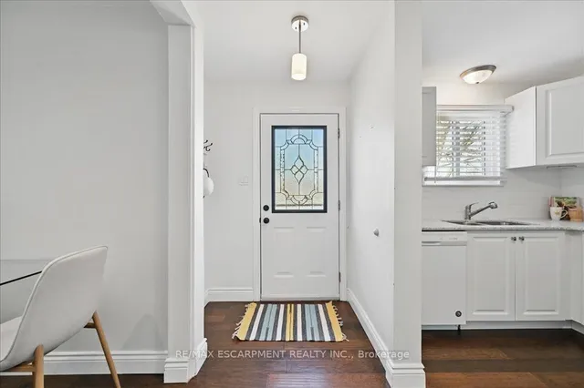 Additional property image - 433 East 38th St