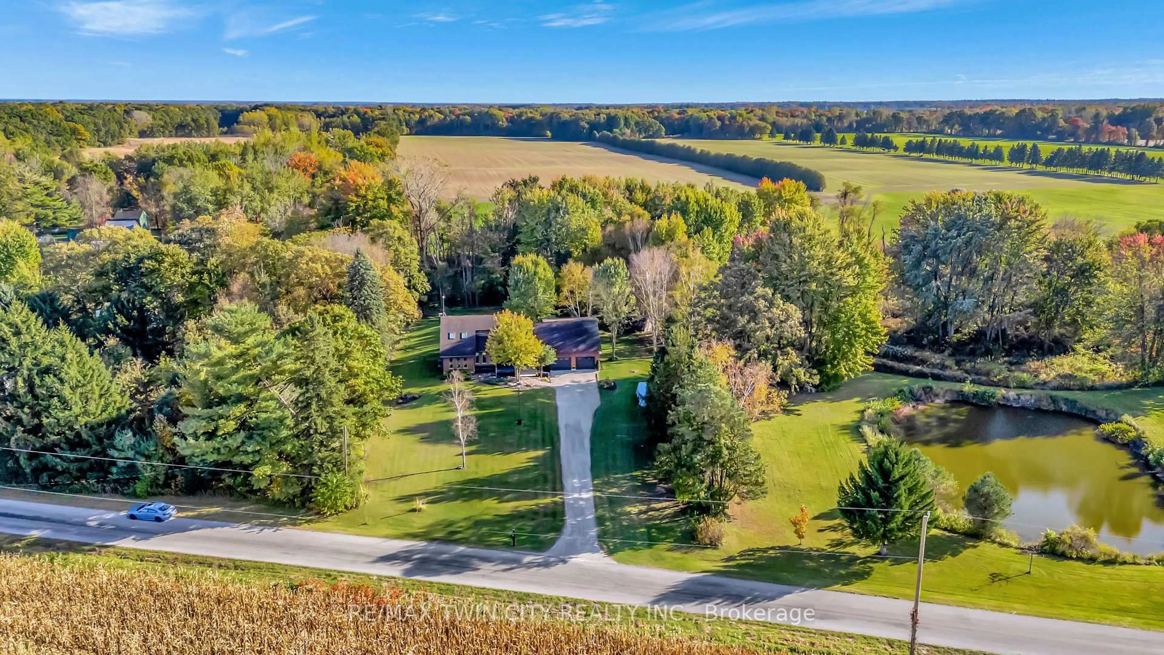 A pic from outside/outdoor area/front of a property/back of a property/a pic from drone, water/lake/river/ocean view for 1026 2nd Concession RD STR Rd, Norfolk Ontario N4B 2W6