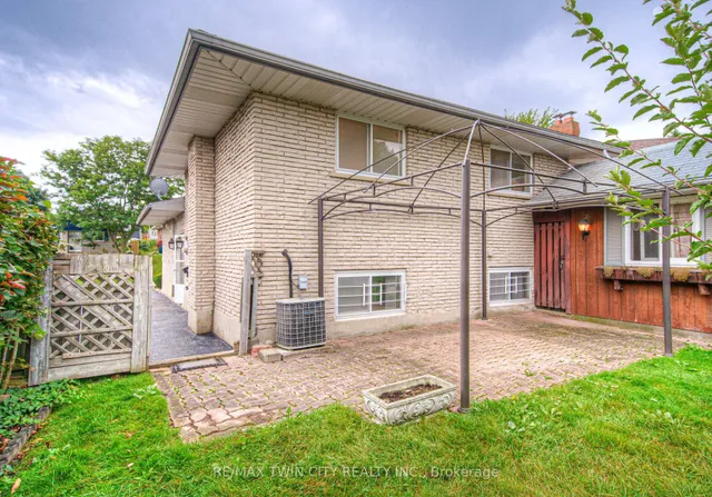 Additional property image - 18 Bosworth Cres
