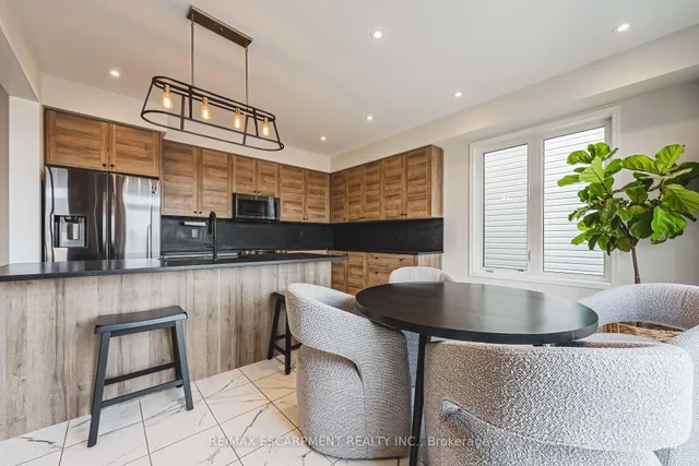 Additional property image - 249 Kinsman Dr