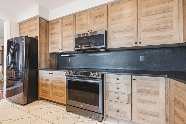 Additional property image - 249 Kinsman Dr