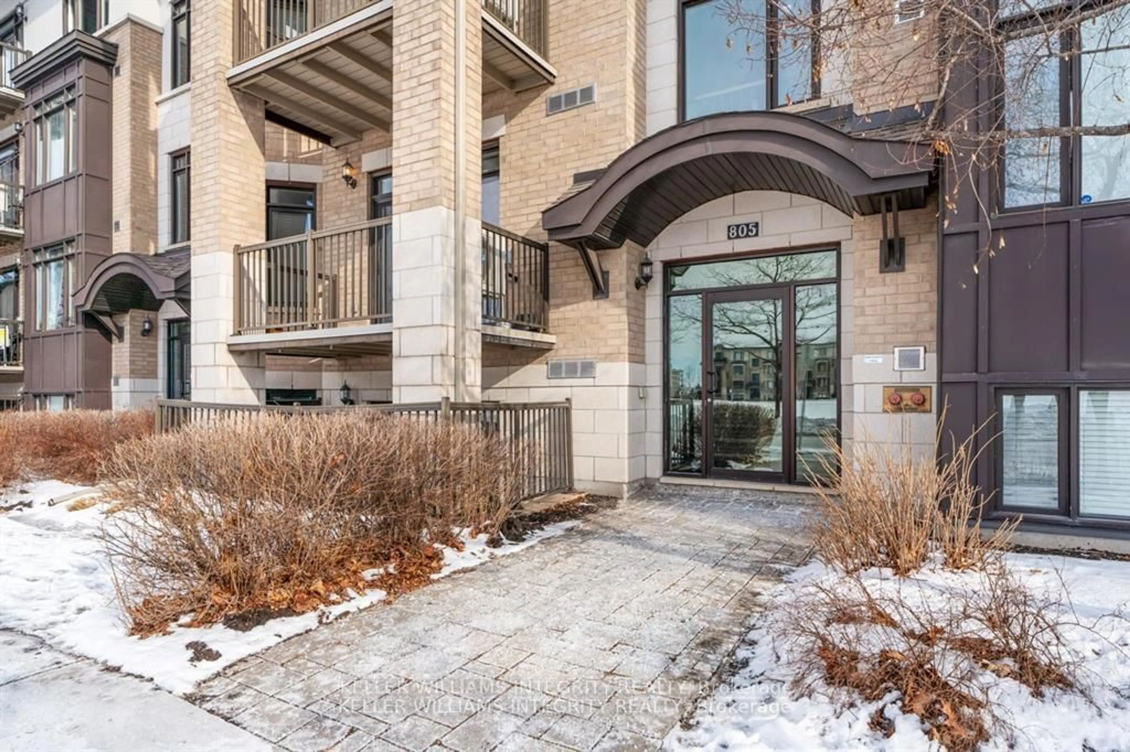 Indoor entryway for 805 Beauparc N/A #106, Ottawa Ontario K1J 0A2