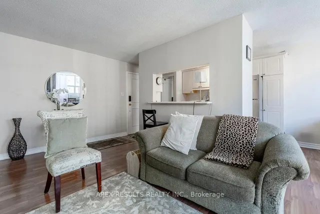 Additional property image - 1950 Main St Unit 405