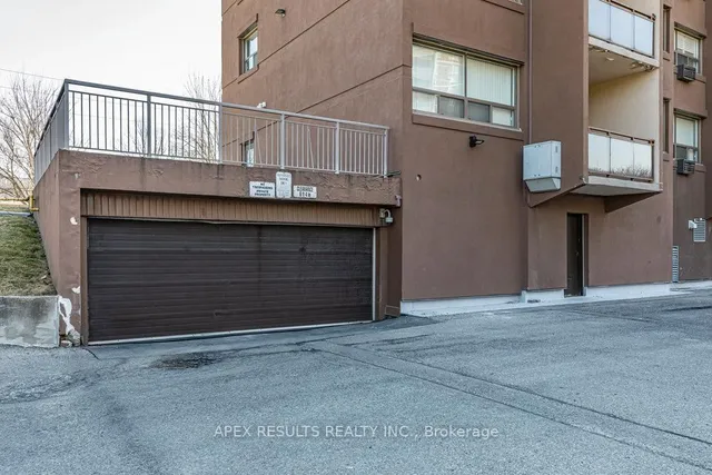 Additional property image - 1950 Main St Unit 405