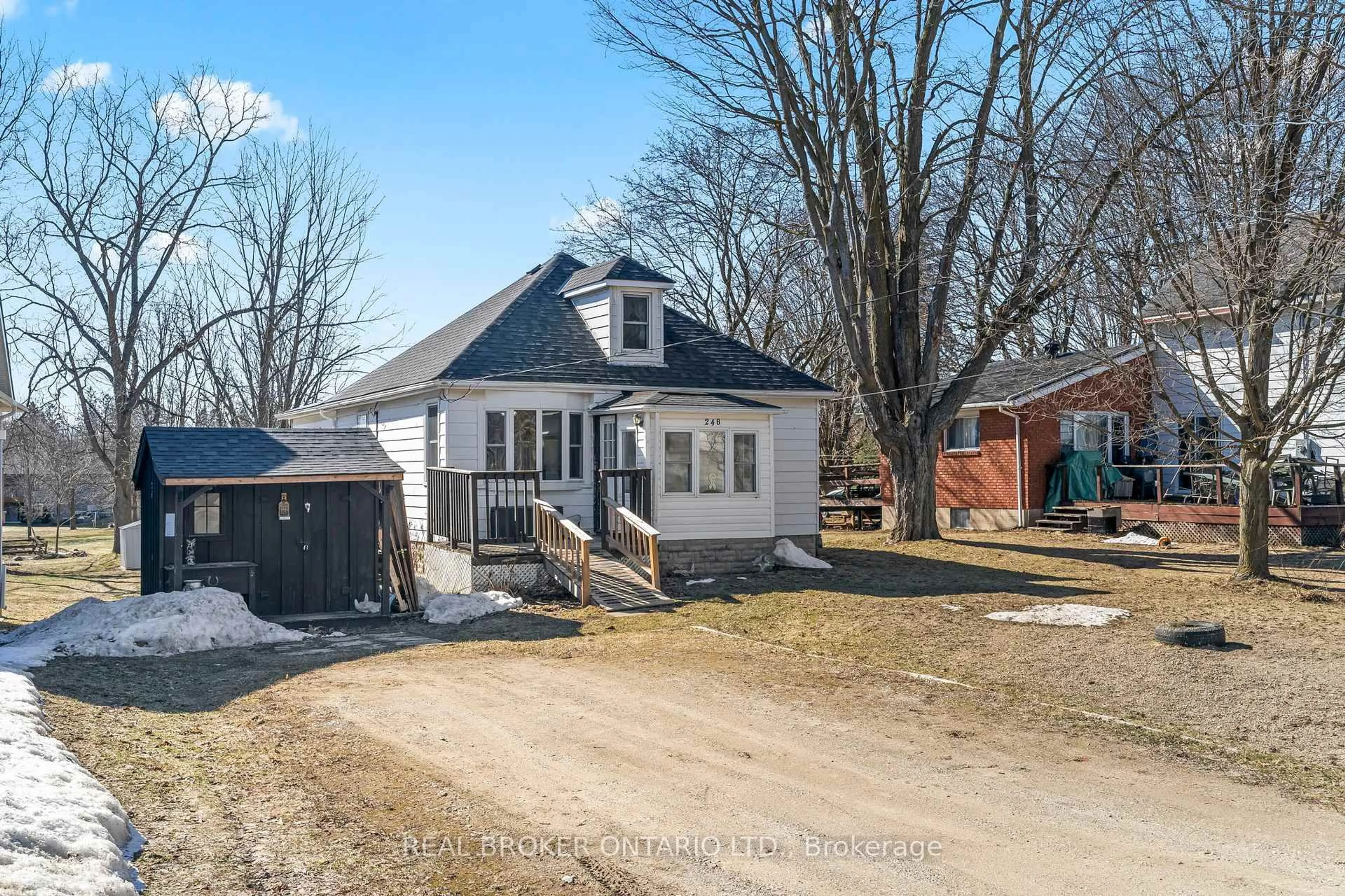 A pic from outside/outdoor area/front of a property/back of a property/a pic from drone, street for 248 Bruce St, West Grey Ontario N0G 1R0