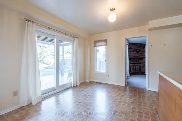 Additional property image - 7 Creekwood Pl