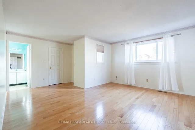 Additional property image - 7 Creekwood Pl