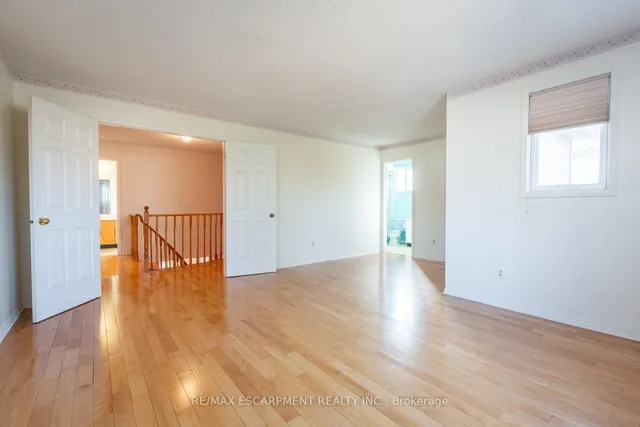 Additional property image - 7 Creekwood Pl