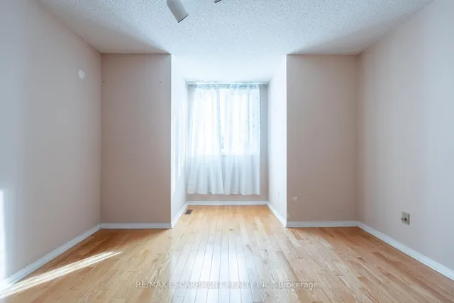 Additional property image - 7 Creekwood Pl