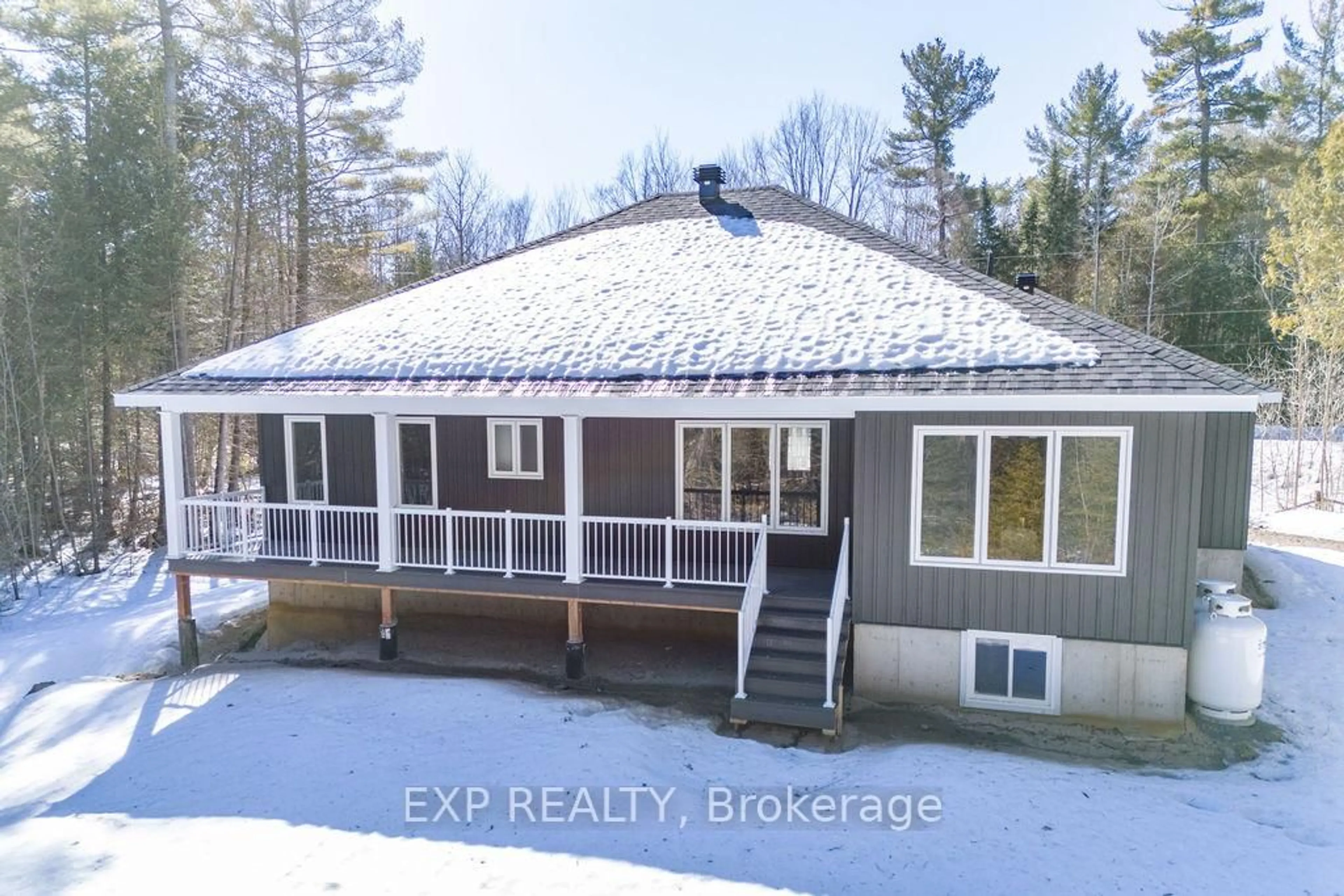 A pic from outside/outdoor area/front of a property/back of a property/a pic from drone, building for 912 Burnstown Rd, Burnstown Ontario K0J 1G0