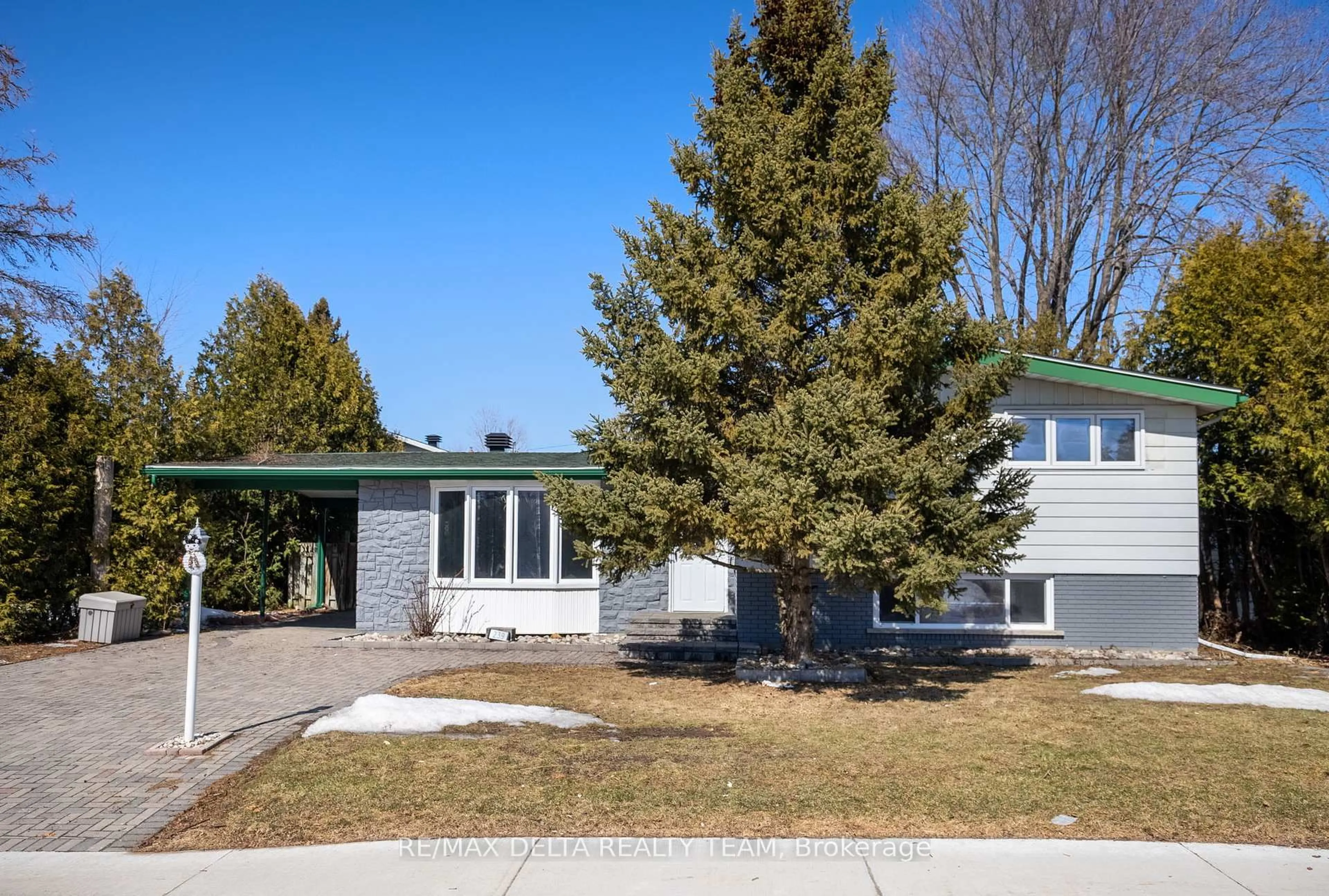 Home with brick exterior material, street for 239 TOMPKINS Ave, Orleans Ontario K1E 1H1