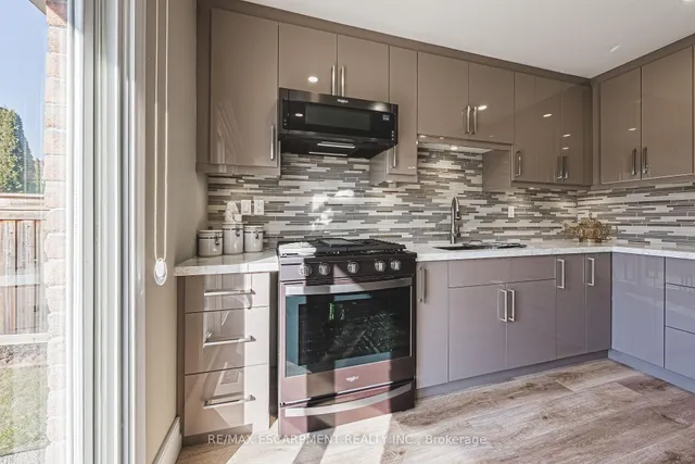 Additional property image - 103 Broughton Ave