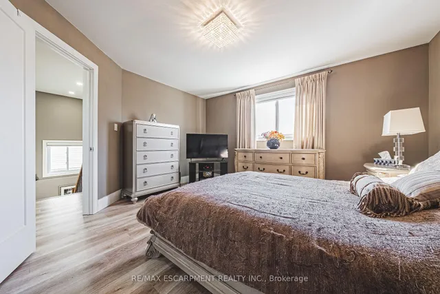 Additional property image - 103 Broughton Ave