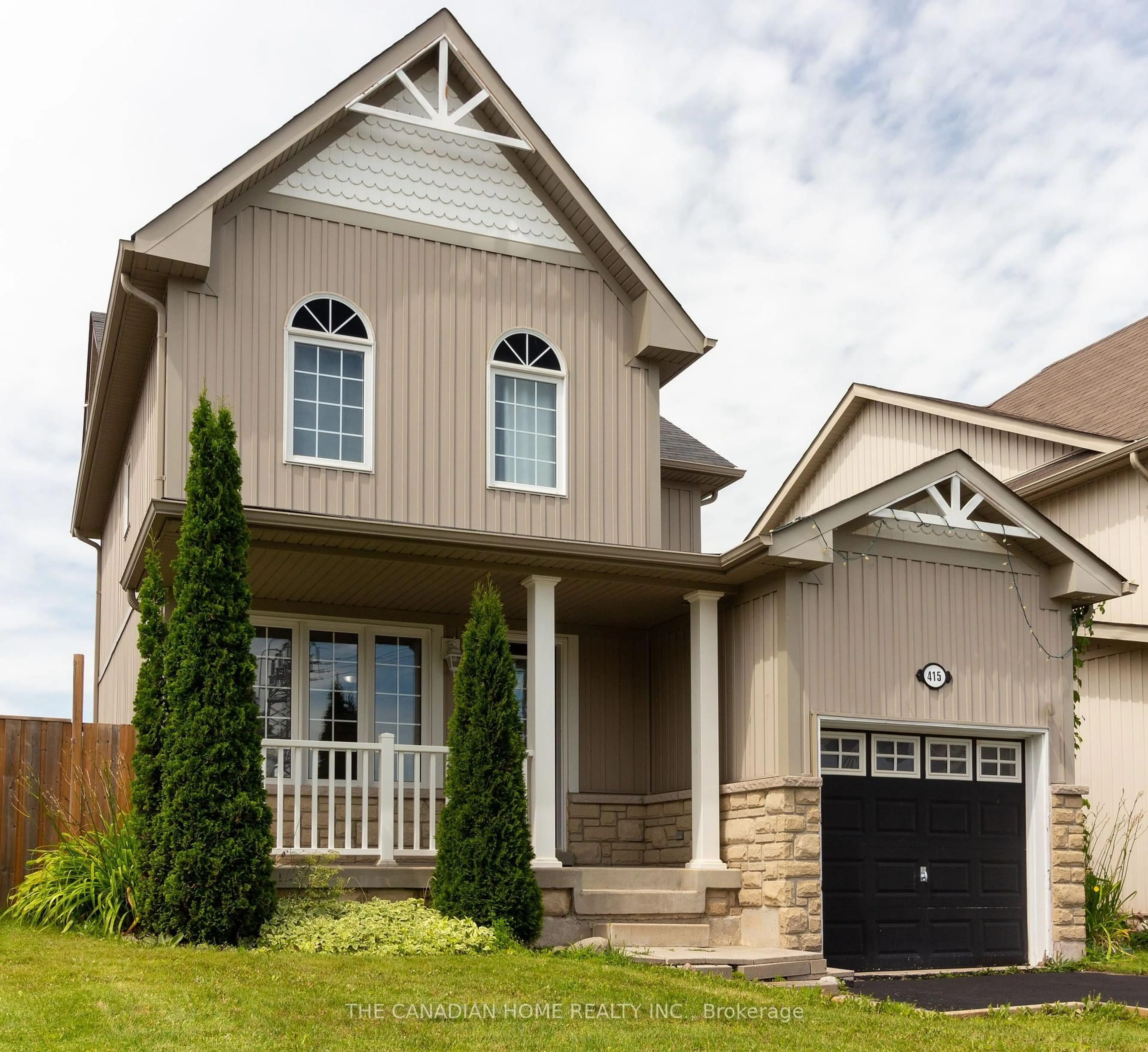 Home with vinyl exterior material, street for 415 Orvis Cres, Shelburne Ontario L0N 1S2