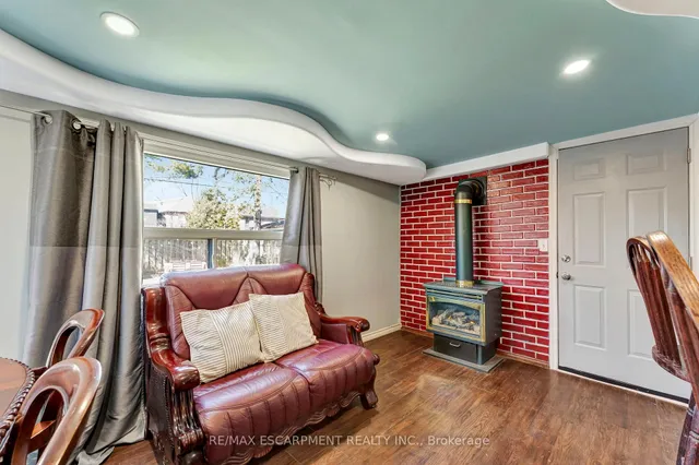 Additional property image - 159 Grosvenor Ave