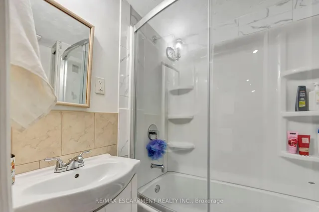 Additional property image - 159 Grosvenor Ave