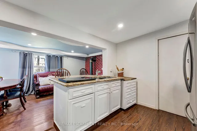 Additional property image - 159 Grosvenor Ave